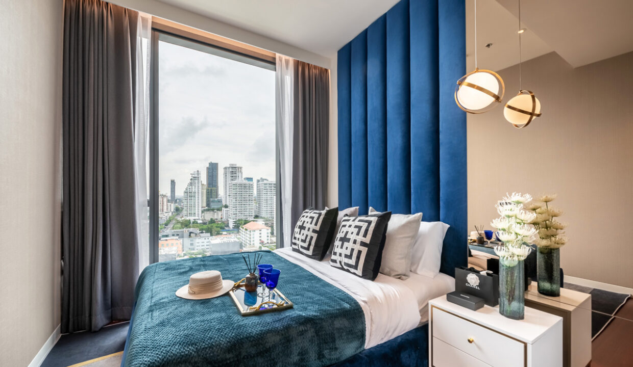 338:53 High Rise Condo Thonglor Khun by Yoo5