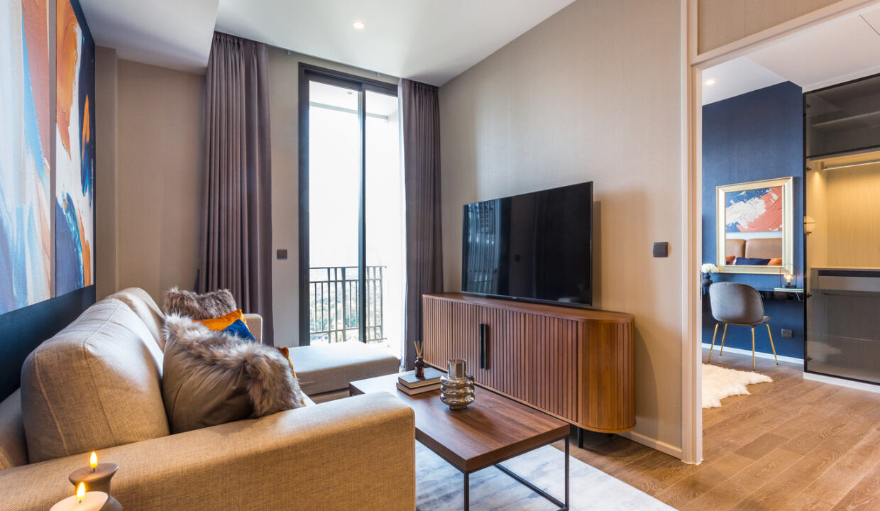 Condo-High Rise Muniq Langsuan8