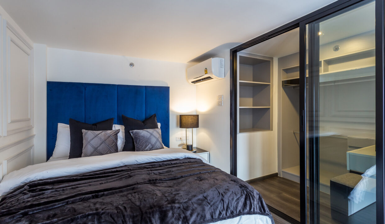 3013 High Rise Condo Ratchayothi (14)