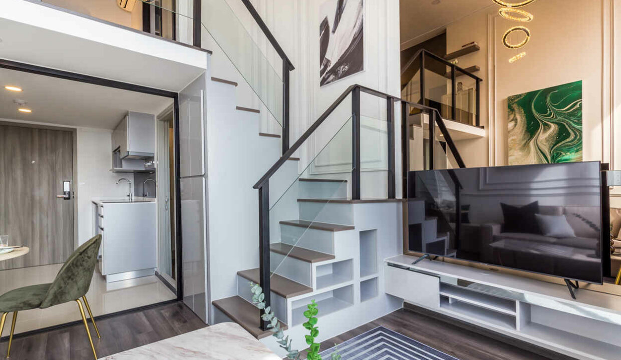 3217 High Rise Condo Ratchayothi (14)