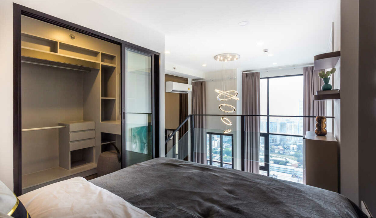 3217 High Rise Condo Ratchayothi (20)