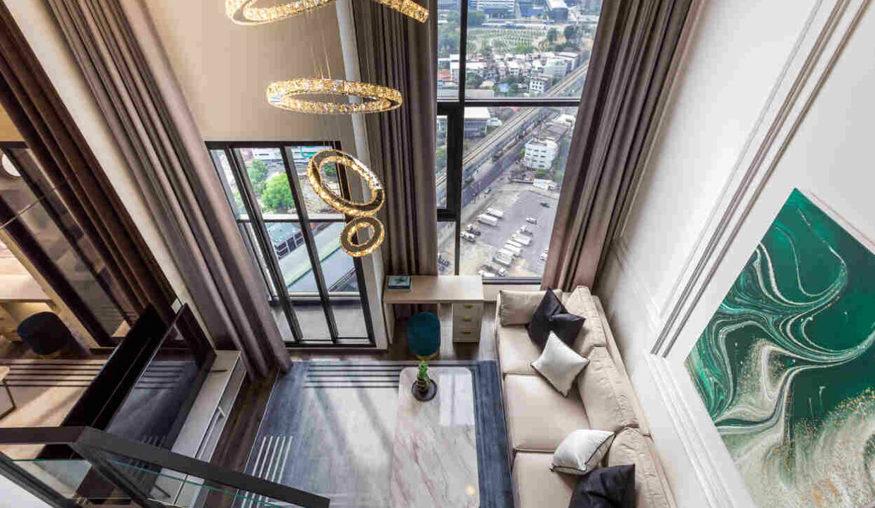3217 High Rise Condo Ratchayothi (24)