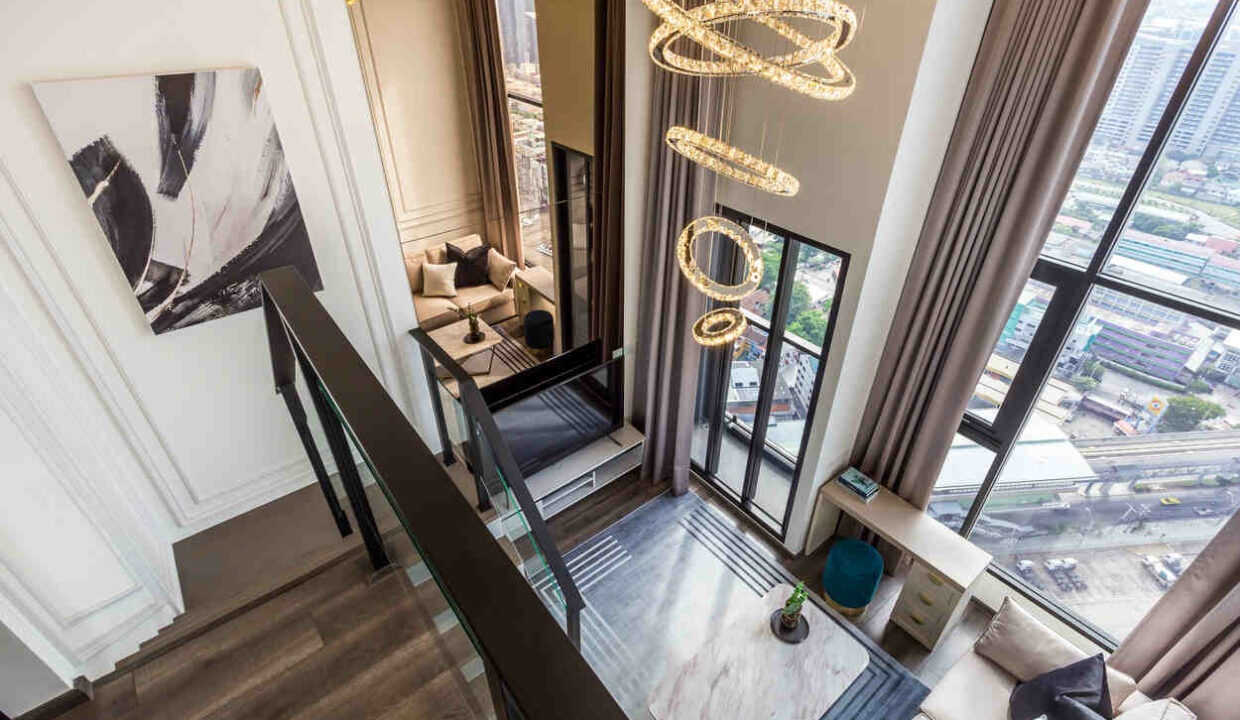 3217 High Rise Condo Ratchayothi (25)