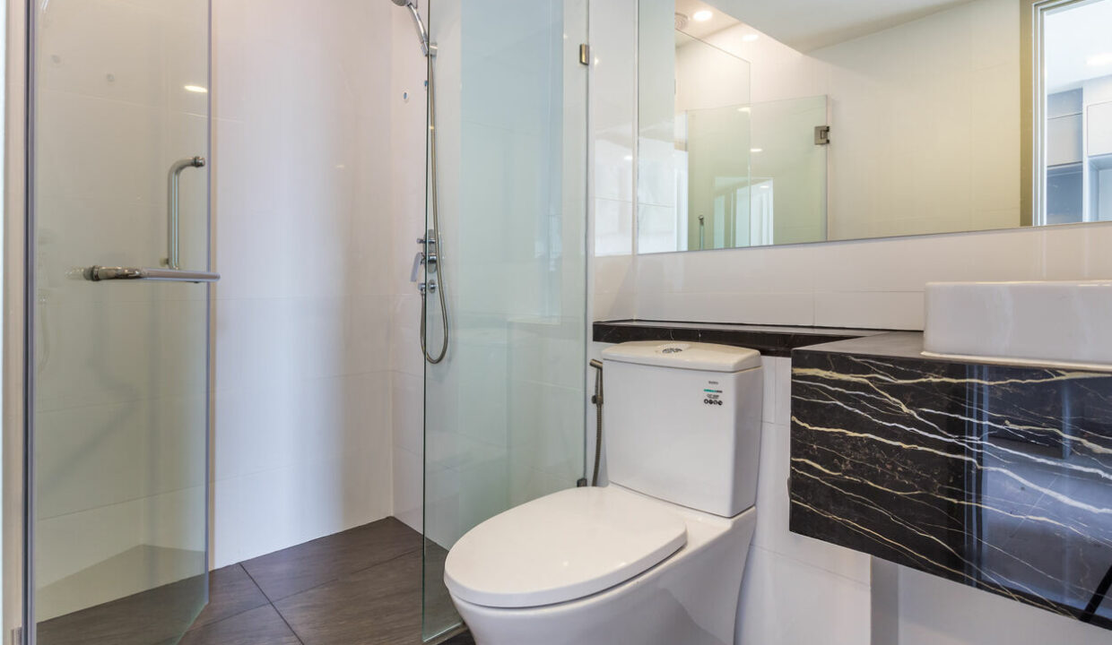 3217 High Rise Condo Ratchayothi (28)