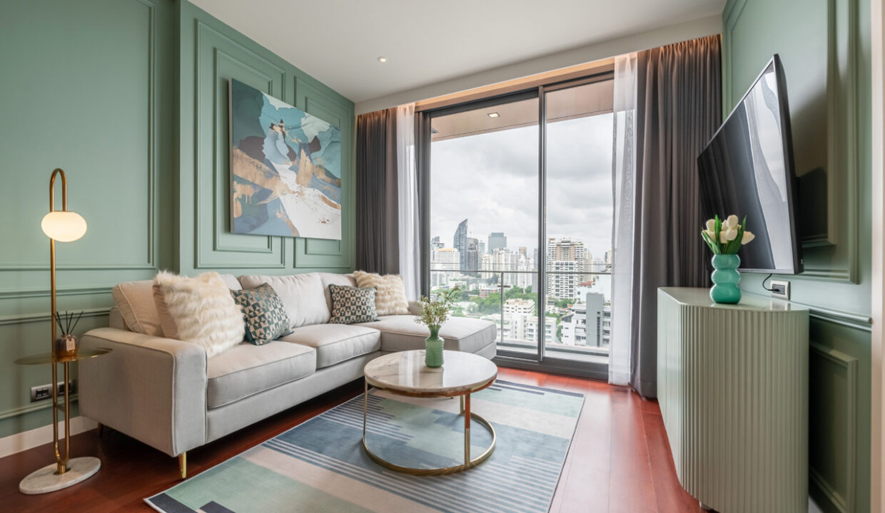 338:45 High Rise Condo Thonglor Khun by Yoo15