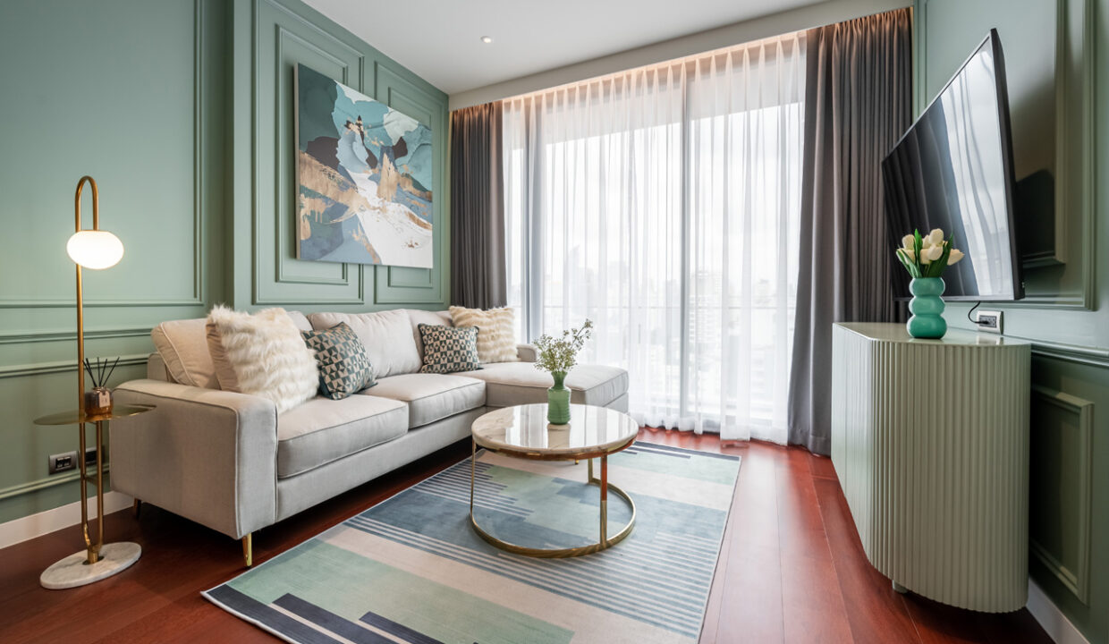 338:45 High Rise Condo Thonglor Khun by Yoo17
