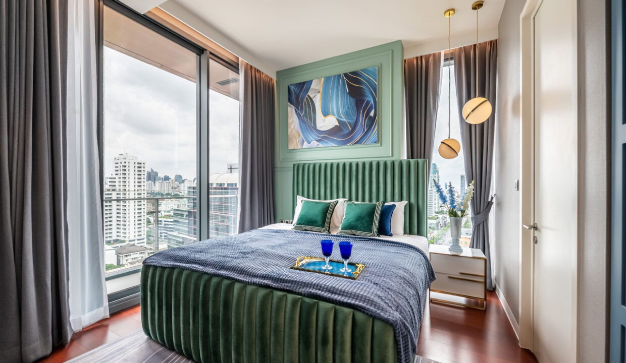 338:45 High Rise Condo Thonglor Khun by Yoo23