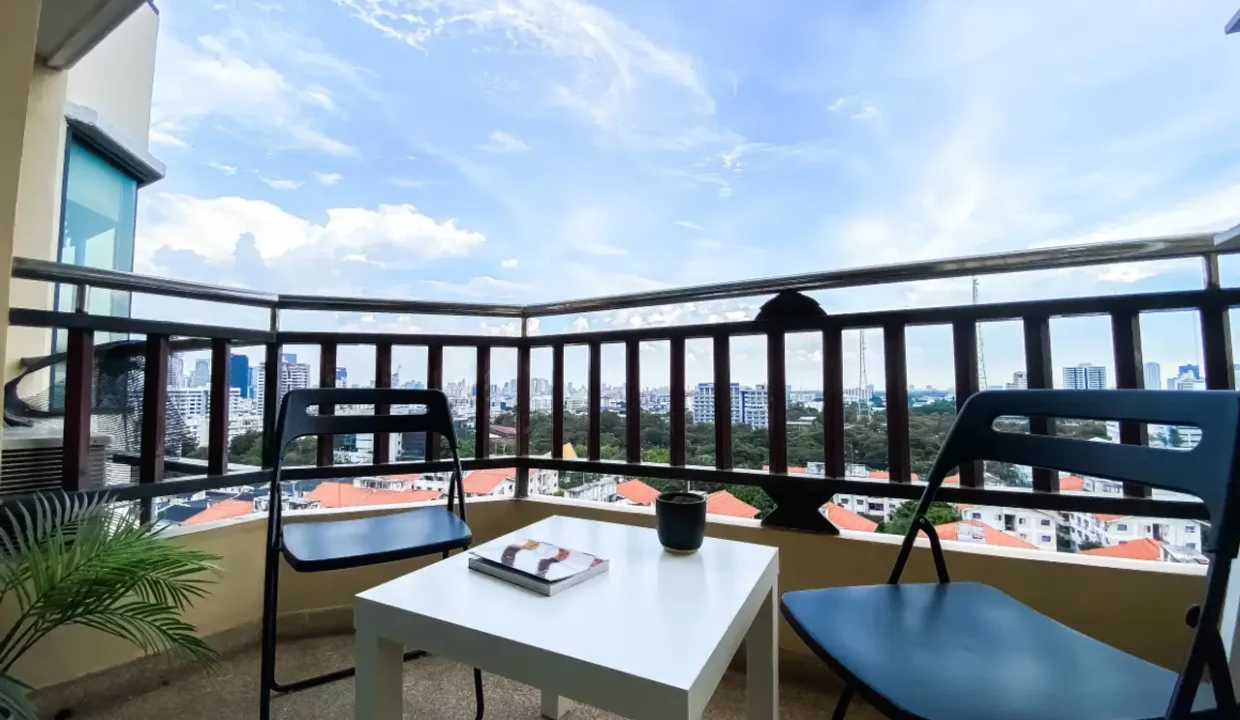 Supalai Oriental Place 1