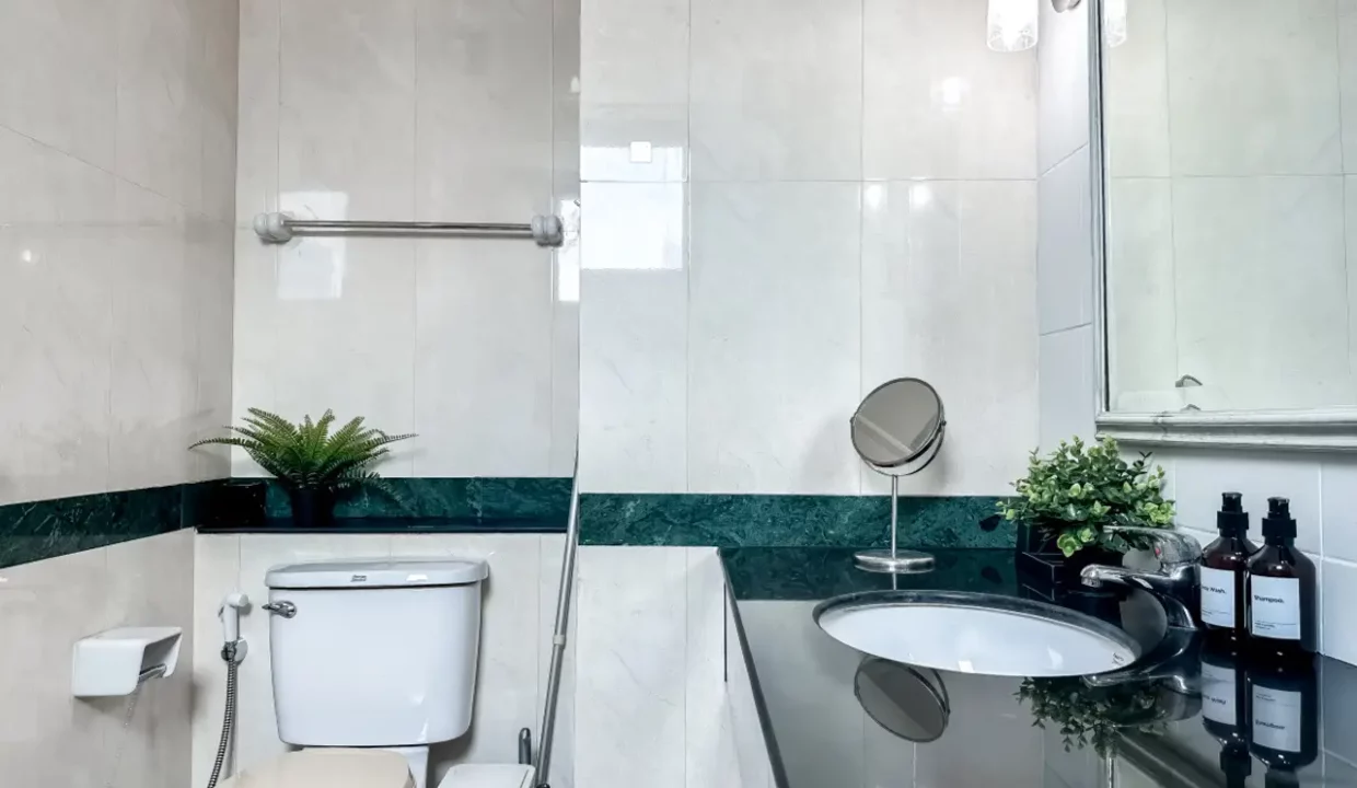 Supalai Oriental Place 1