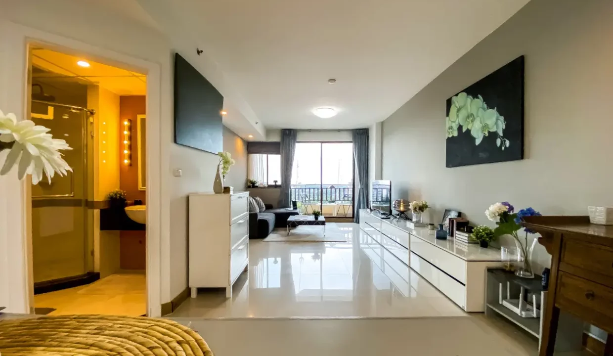 Supalai Oriental Place 1