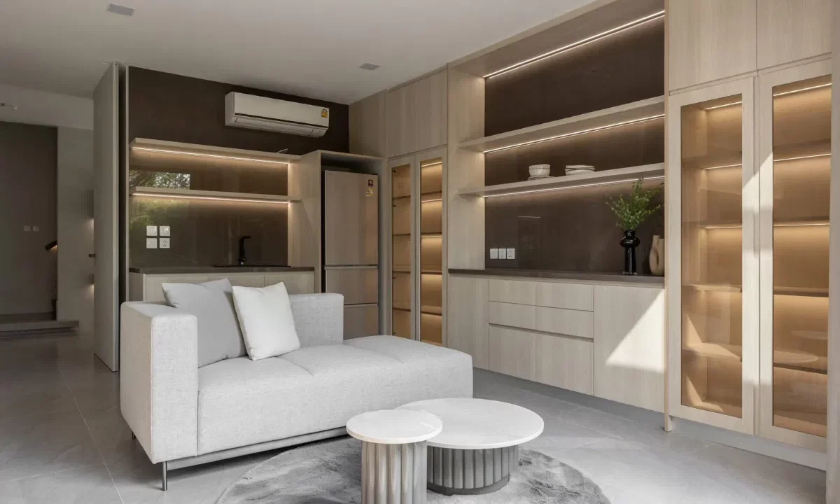 For Rent- Luxury 3-Storey Corner House with Private Lift | VIVE Krungthep Kreetha