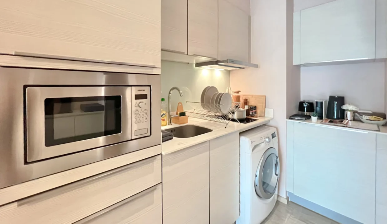 High Rise CondoH Sukhumvit 43Sukhumvit 43 (BTS Phromphong)-10