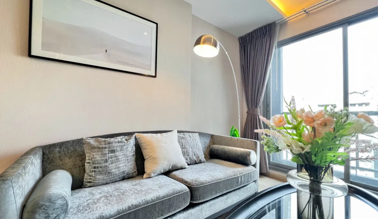 High Rise CondoH Sukhumvit 43Sukhumvit 43 (BTS Phromphong)-7