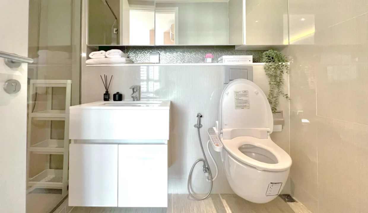 High Rise CondoH Sukhumvit 43Sukhumvit 43 (BTS Phromphong)-8