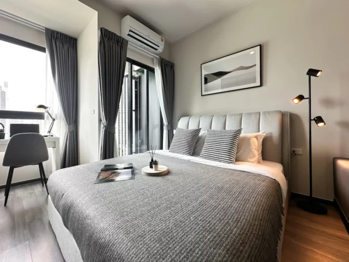 High-Rise Condominium at Ideo Sukhumvit Rama 4 (BTS Phra Khanong)