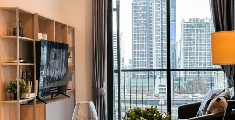 High-Rise Condominium at Life Asoke Phetchaburi 36