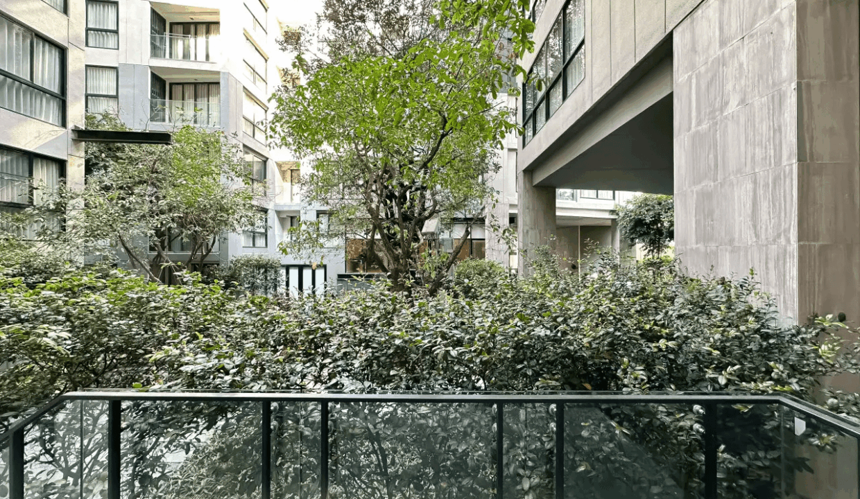 Low Rise Condo LIV@49 Sukhumvit (14)