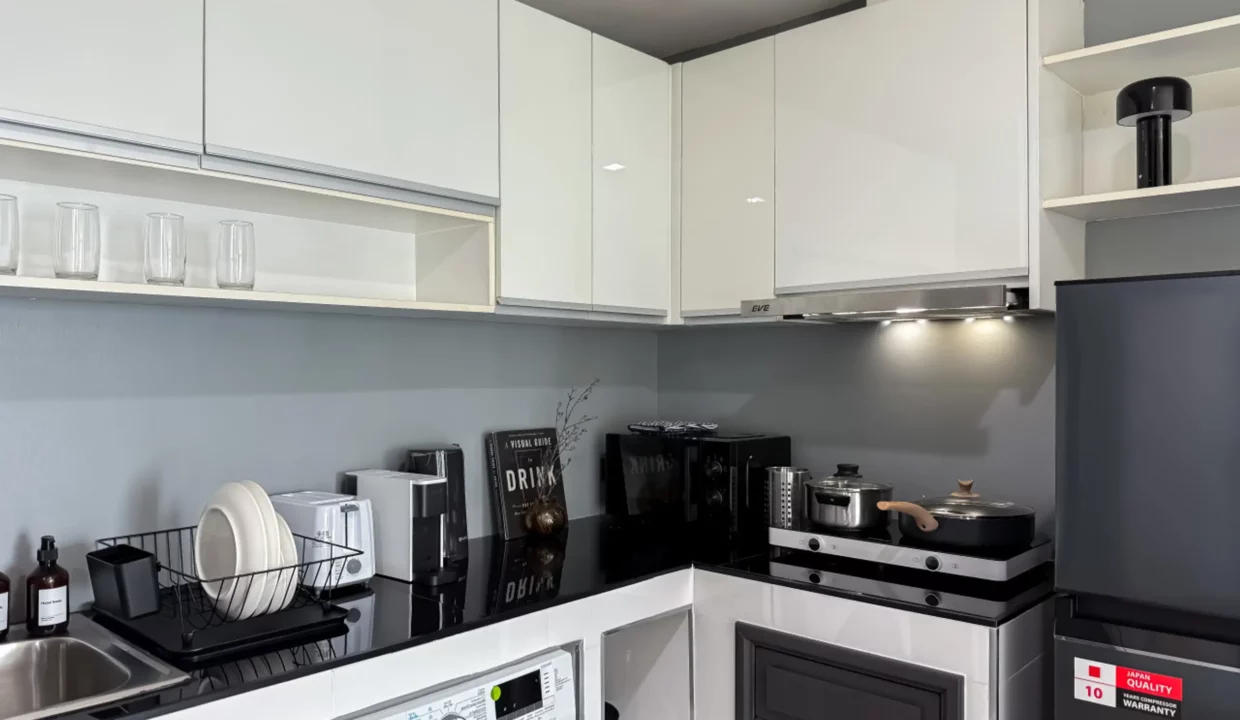 Low Rise Condo The Next Garden Mix Sukhumvit 52 (BTS Onnut)-1