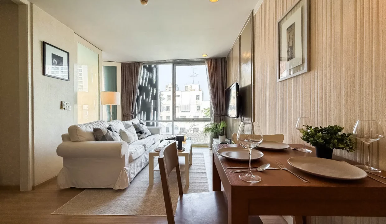 Low-Rise Condominium at Ruamrudee Residence – Near BTS Ploenchit-1