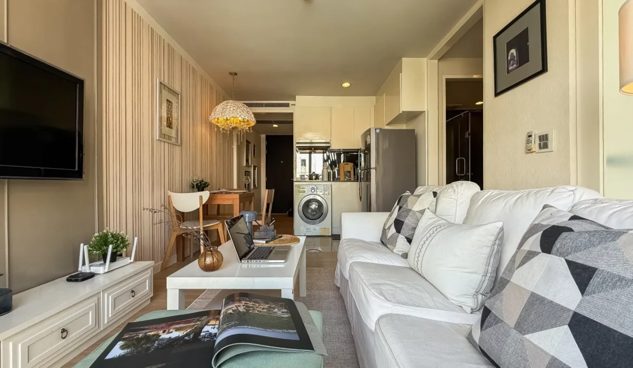 Low-Rise Condominium at Ruamrudee Residence – Near BTS Ploenchit-4