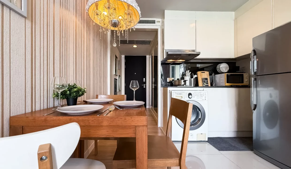 Low-Rise Condominium at Ruamrudee Residence – Near BTS Ploenchit-5