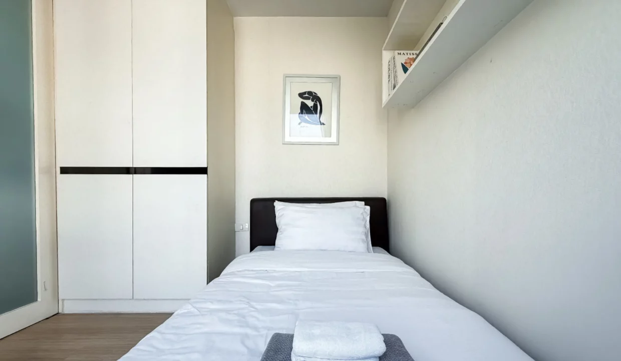 Low-Rise Condominium at Ruamrudee Residence – Near BTS Ploenchit-7