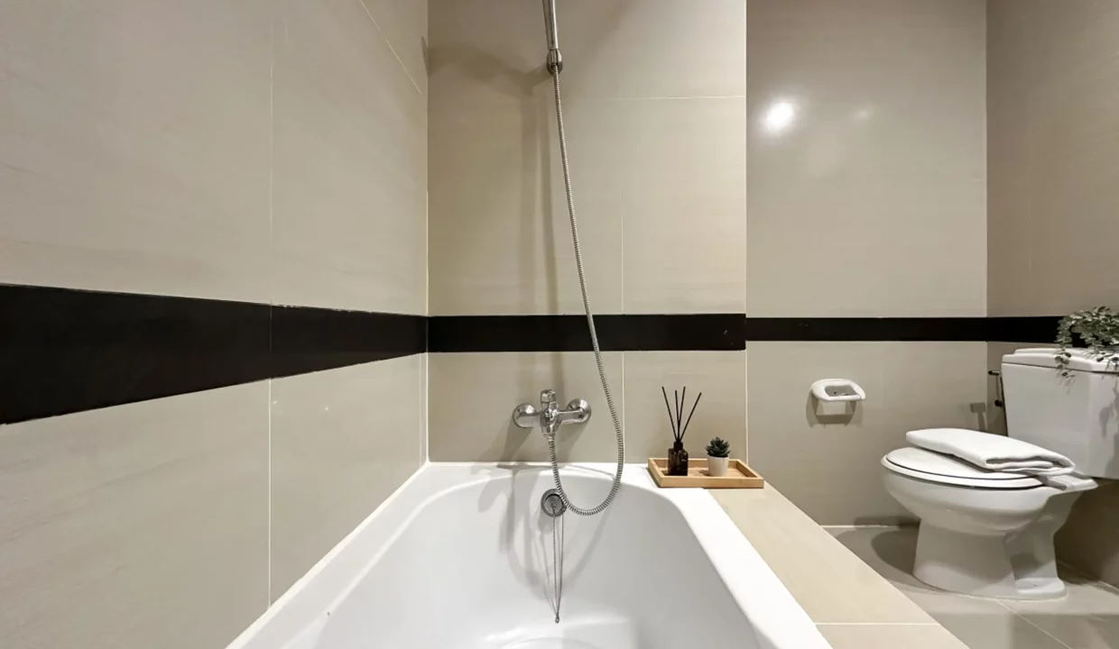 Low-Rise Condominium in Thonglor 11-3