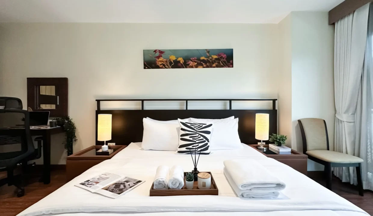 Low-Rise Condominium in Thonglor 11-9