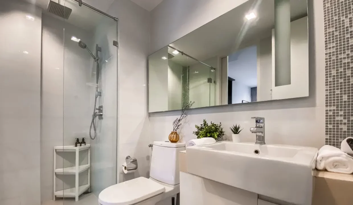 Modern 1-Bedroom Apartment at Nara 9 BY Nara9 125*-9