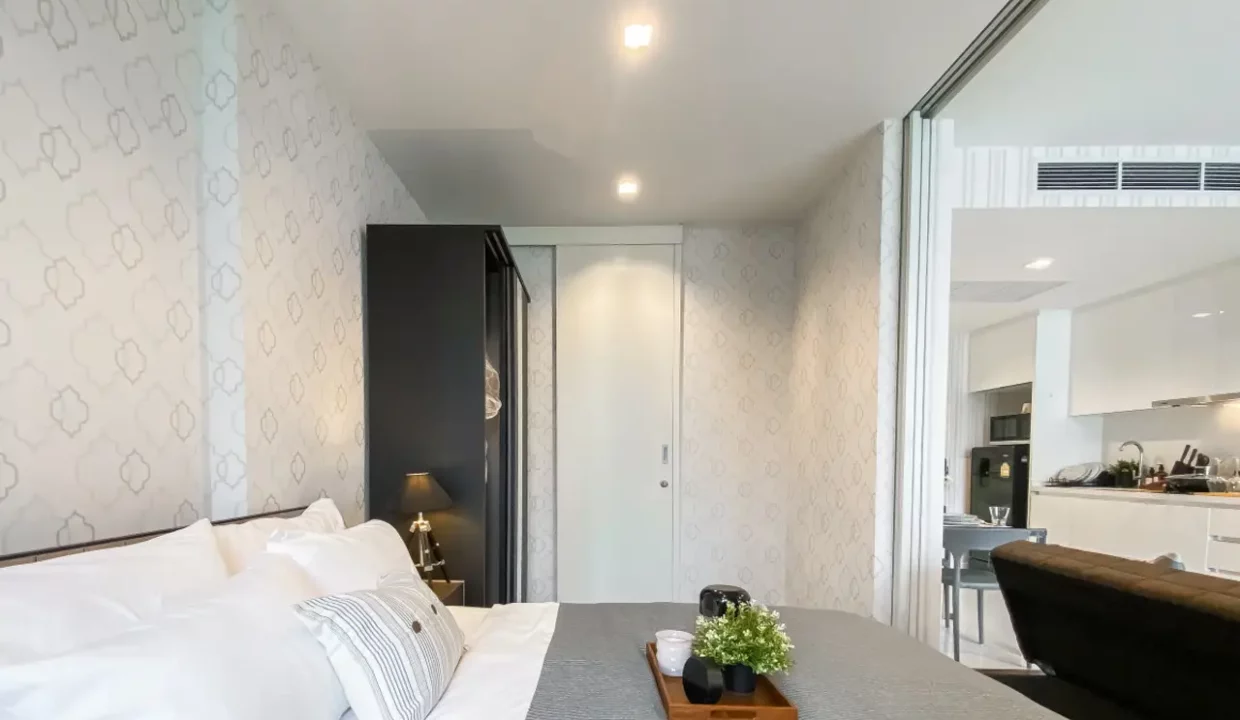 Modern 1-Bedroom Apartment at Nara 9 BY Nara941