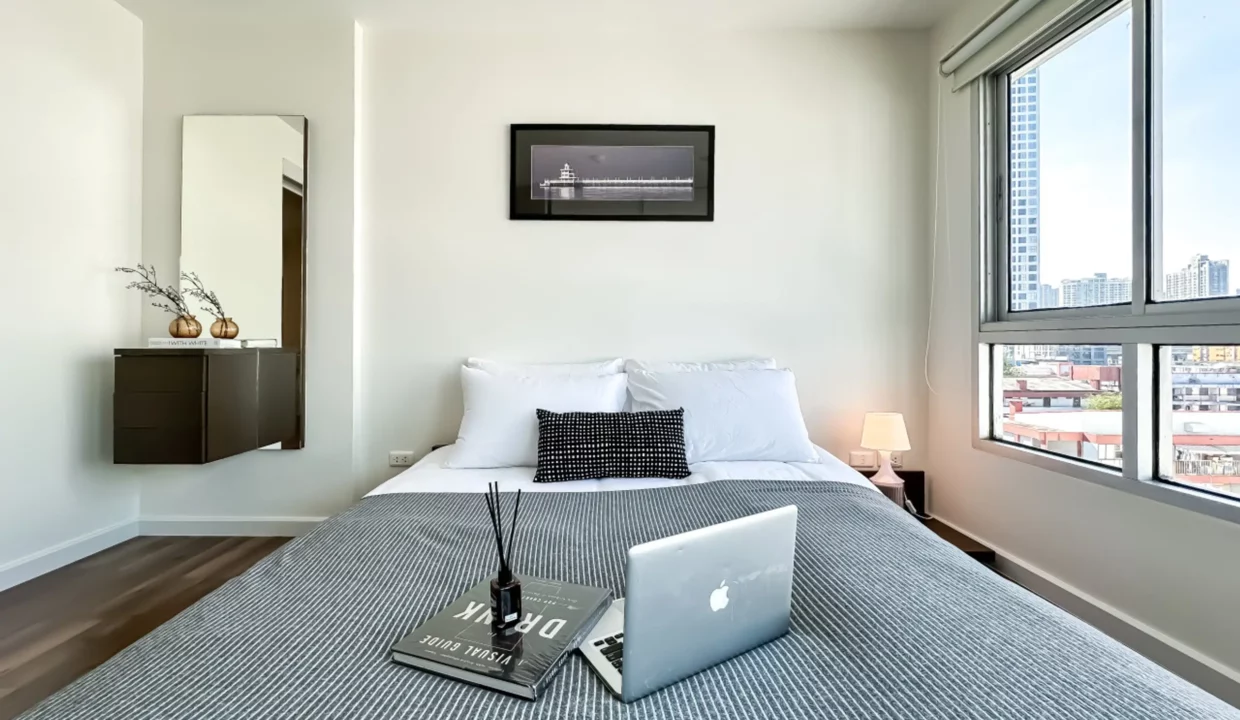 Modern High-Rise Living at The Room Sukhumvit 79 (BTS On Nut)7