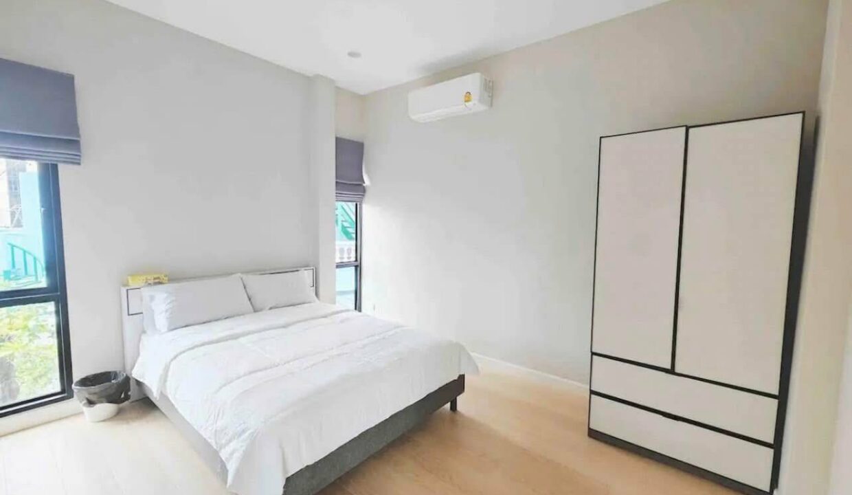 Private Pool Villa – Inthamara 29 Yak 1 (Near MRT Sutthisarn)9