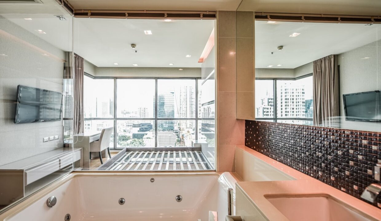 The Address Sathorn, Bangkok (BTS St. Louis)4